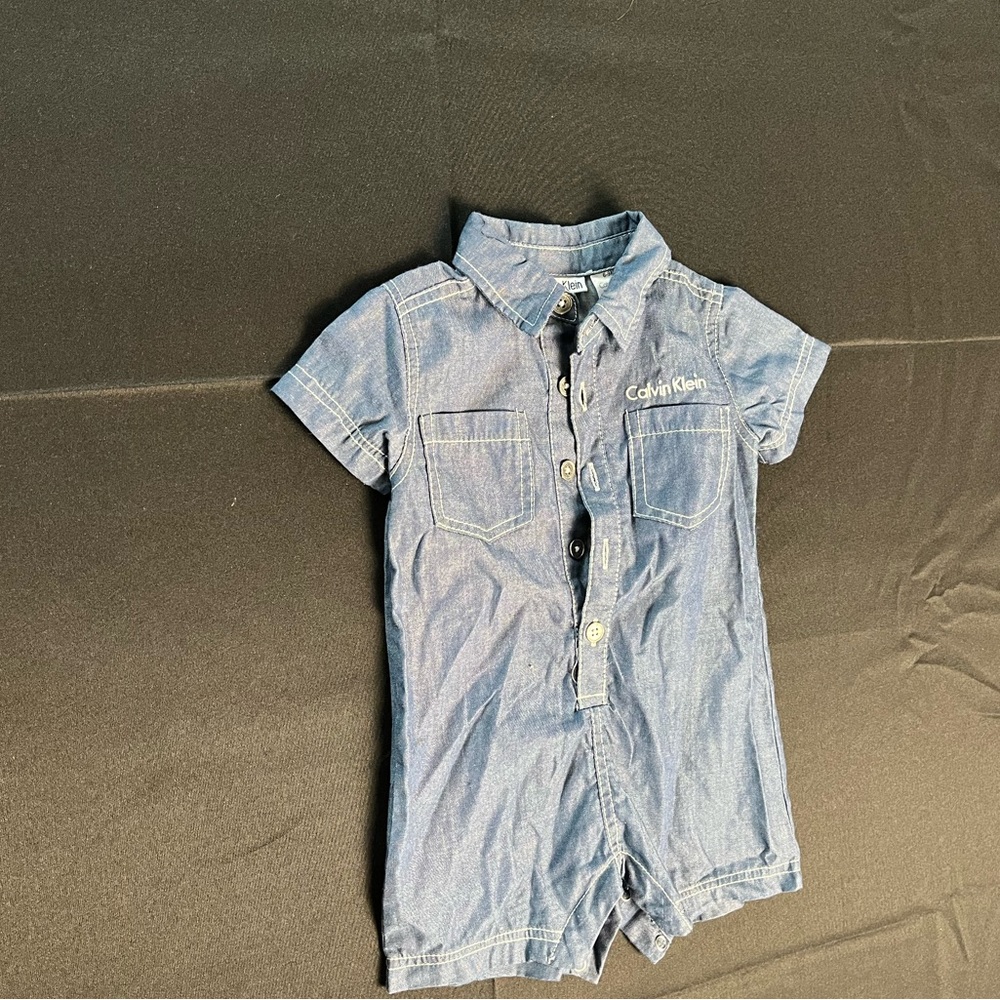 Boys Calvin Klein shortalls 6-9m